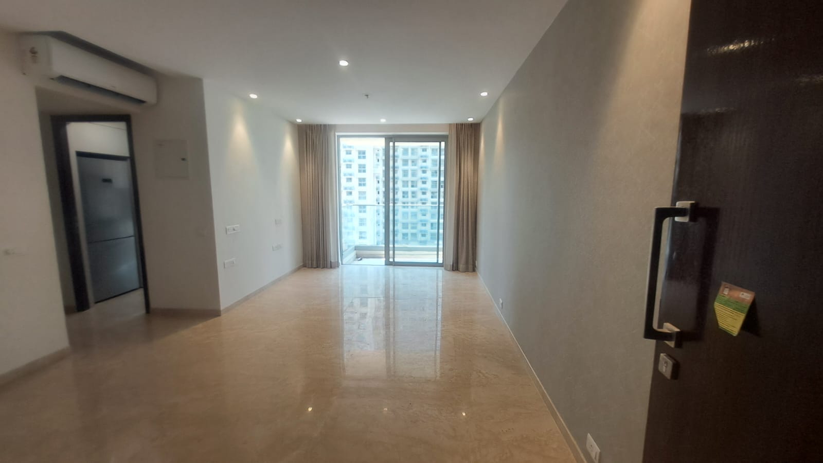 Rental 2 Bedroom 1100 Sq.Ft. Apartment in Castle Rock, Powai Mumbai ...
