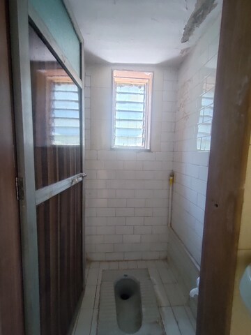 Attached Bathroom in 1 BHK Apartment at Dombivli West – for Rent