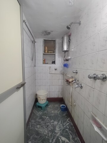Attached Bathroom in 1 BHK Apartment at Dombivli West – for Rent