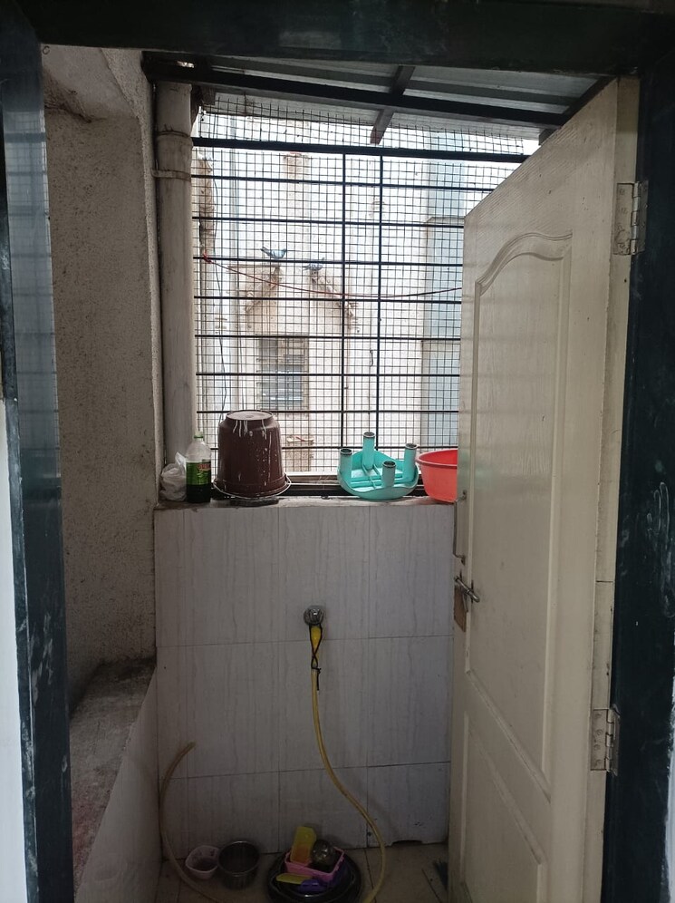 Bathroom, sahyadri-heights-anand-nagar 3 Bedroom 1095 Sq.Ft. Apartment In Anand Nagar Pune 6766233