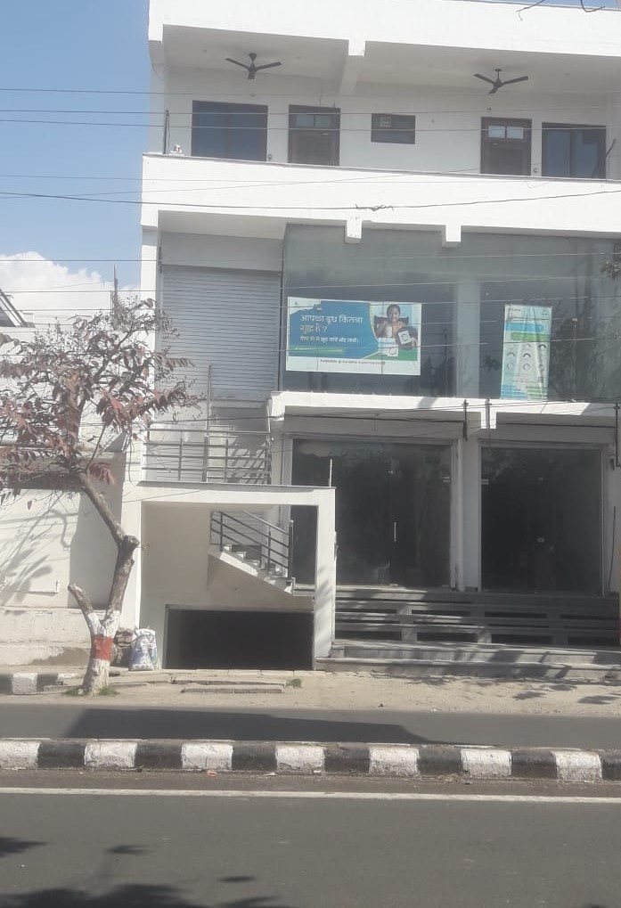 Rental Commercial Shop 1650 Sq.Ft. in Dharampur Nehru Colony Dehradun