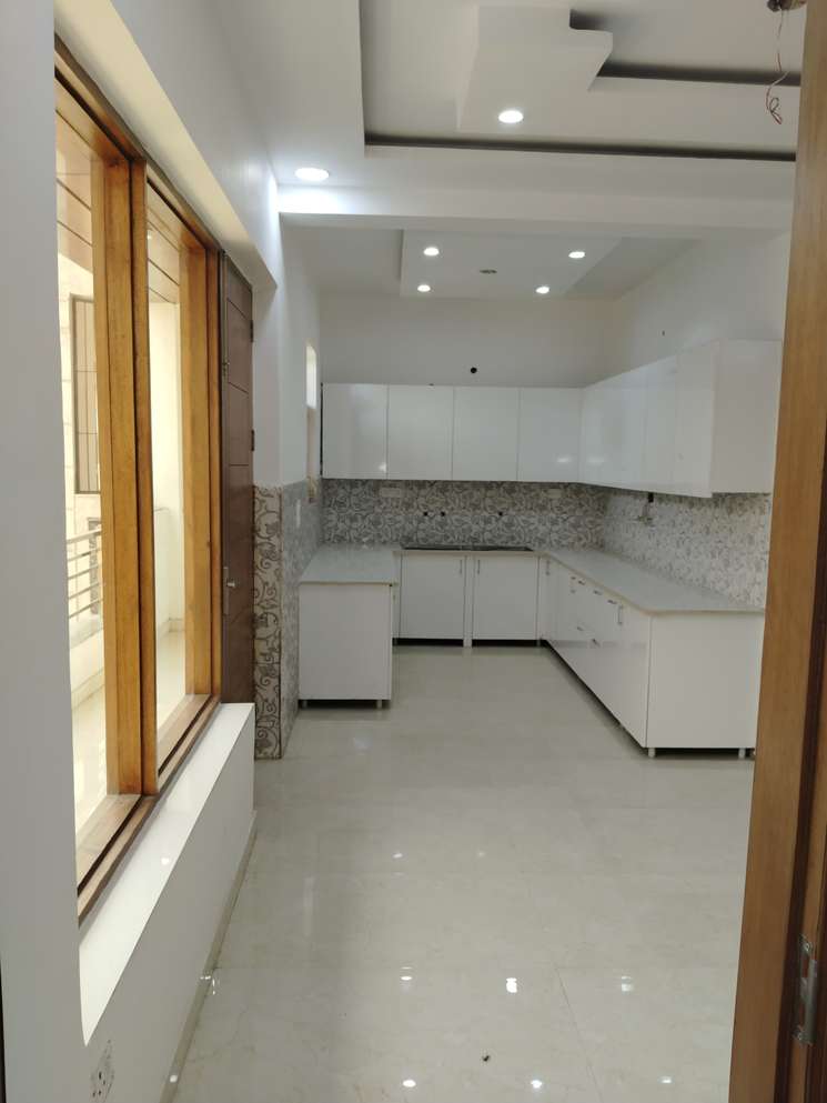 3 Bedroom 1300 Sq.Ft. Builder Floor in Green Fields Colony Faridabad