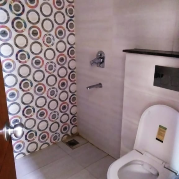 Bathroom in 2 BHK Builder Floor at Ansal Sushant Lok I, Sector 43 – for Rent