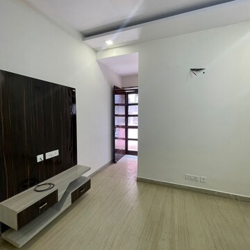 Living Room in 3 BHK Builder Floor at Ansal Sushant Lok I, Sushant Lok I – for Rent