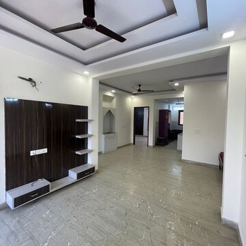 Living Room in 3 BHK Builder Floor at Ansal Sushant Lok I, Sushant Lok I – for Rent