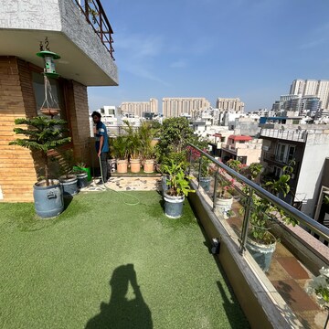 1 RK Builder Floor – Exterior View View at Ansal Sushant Lok I, Sector 43 - for Rent