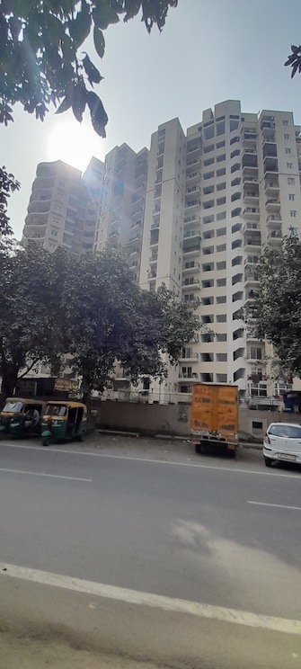 3 BHK Apartment For Resale in Nimbus Express Park View Gn Sector Chi V Greater Noida  6769739