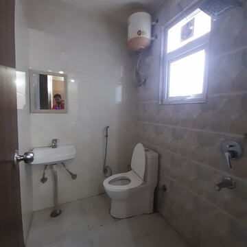 Bathroom in 1 BHK Builder Floor at Ansal Sushant Lok I, Sector 43 – for Rent