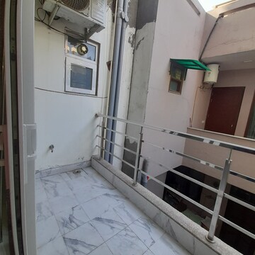 Kitchen in 1 BHK Builder Floor at Ansal Sushant Lok I, Sector 43 – for Rent
