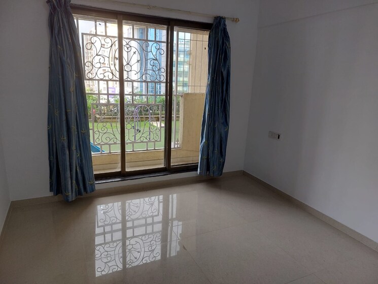 Room, cosmos-jewels 3 Bedroom 1200 Sq.Ft. Apartment In Ghodbunder Road Thane 6772623