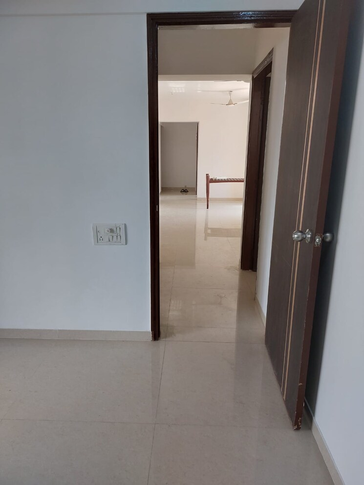 Room, cosmos-jewels 3 Bedroom 1200 Sq.Ft. Apartment In Ghodbunder Road Thane 6772623