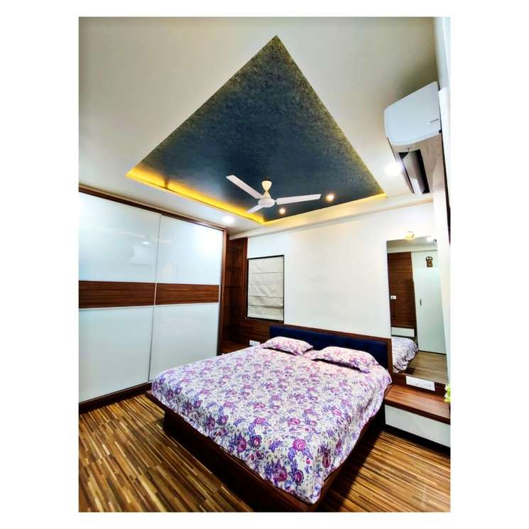 Resale 2 Bedroom 900 Sq.Ft. Apartment in Oshiwara Mumbai - 6772948