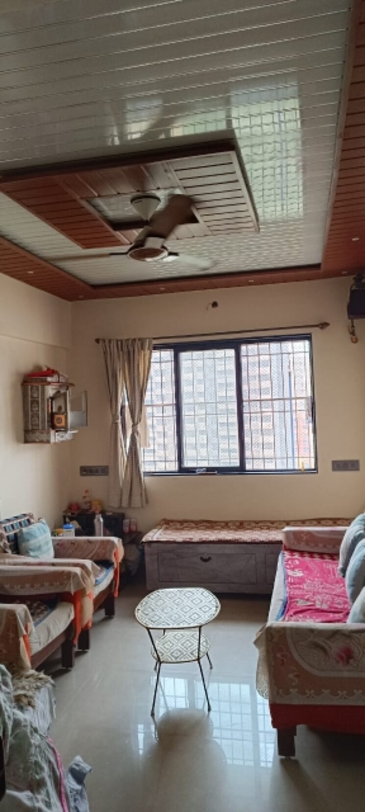 Living Room, avadhoot-bhoiwada-chandra-bhuvan 1 Bedroom 335 Sq.Ft. Apartment In Parel Mumbai 6773857