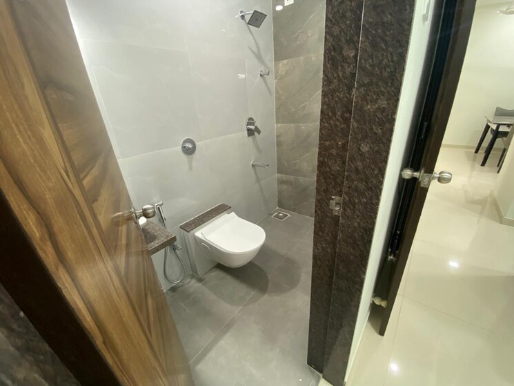 Bathroom, mana-ganga 1 Bedroom 450 Sq.Ft. Apartment In Kasarvadavali Thane 6774056