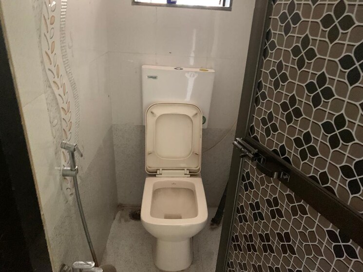Bathroom, sumangal-chs-airoli 1 Bedroom 402 Sq.Ft. Apartment In Kopar Khairane Navi Mumbai 6774071