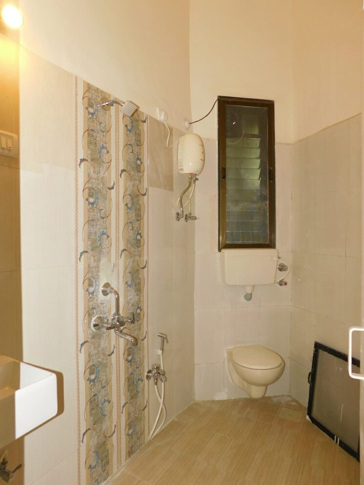 Bathroom, vasundhara-co-op-hsg-society 4 Bedroom 3200 Sq.Ft. Independent House In Kharghar Navi Mumbai 6774622