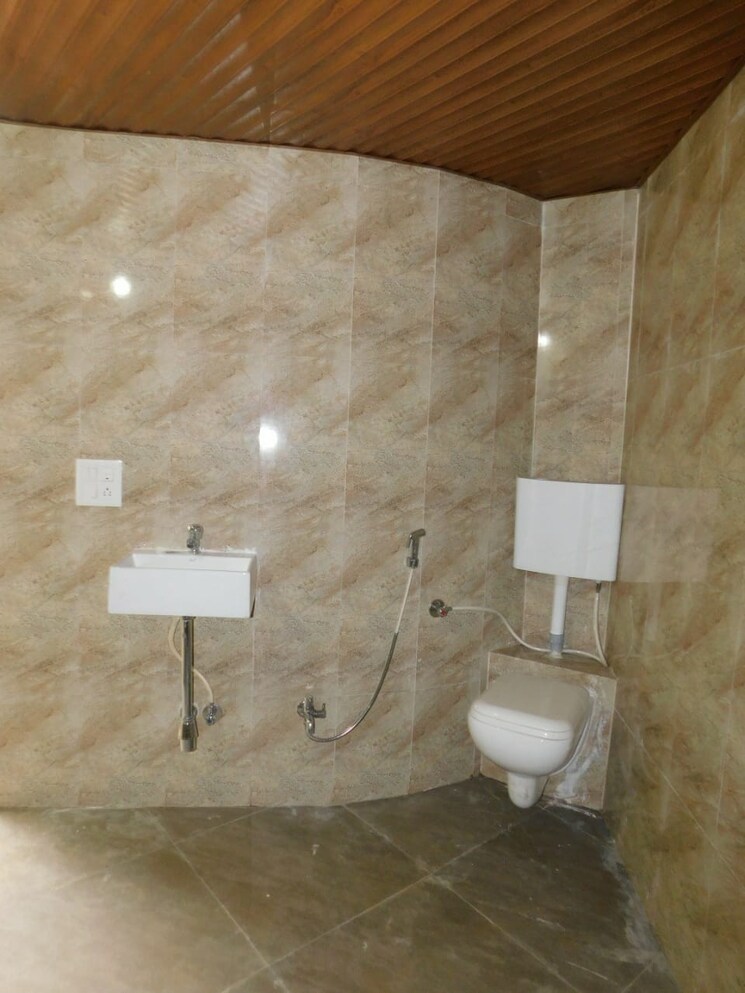 Bathroom, vasundhara-co-op-hsg-society 4 Bedroom 3200 Sq.Ft. Independent House In Kharghar Navi Mumbai 6774622