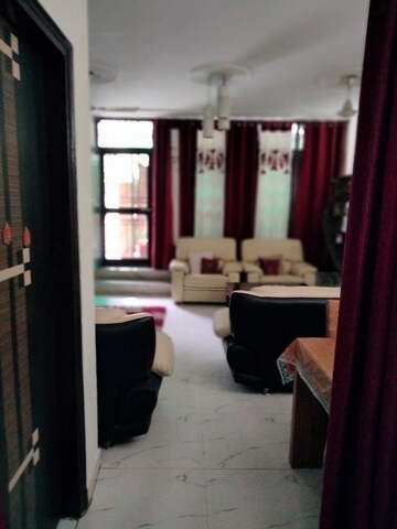 Living Room in 3 BHK Apartment at East Of Kailash – for Rent