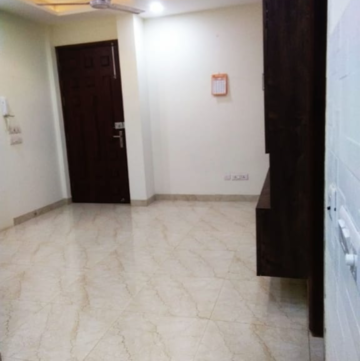 Room in 2.5 BHK Builder Floor at Ansal Sushant Lok I, Sector 43 – for Rent