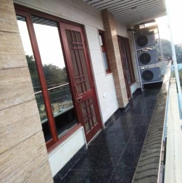 2.5 BHK Builder Floor – Exterior View View at Ansal Sushant Lok I, Sector 43 - for Rent