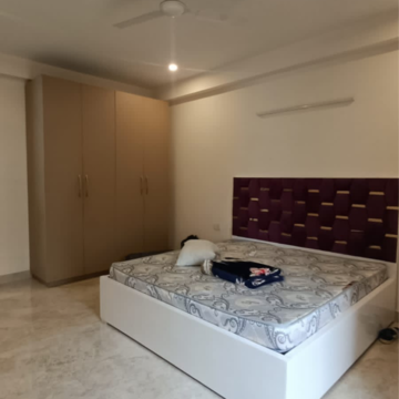 Bedroom in 3 BHK Builder Floor at Ansal Sushant Lok I, Sector 43 – for Rent