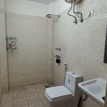 Bathroom in 3 BHK Builder Floor at Ansal Sushant Lok I, Sector 43 – for Rent