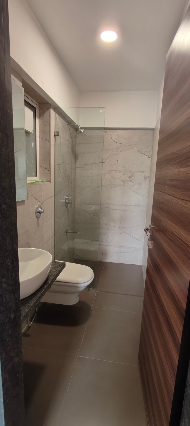 Bathroom, thapar-suburbia 2 Bedroom 650 Sq.Ft. Apartment In Chembur Mumbai 6779350