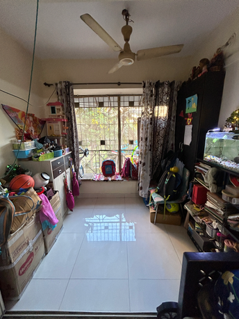2 BHK Apartment For Rent in Swastik Residency Phase II CHS Ltd Pratha Pushp Society Thane 6780405