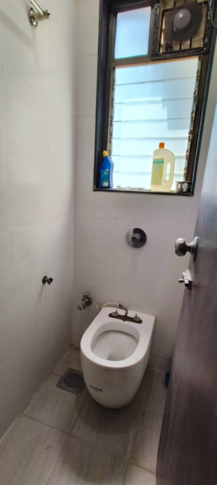 Bathroom, lodha-casa-ultima 3 Bedroom 850 Sq.Ft. Apartment In Chirak Nagar Thane 6781290