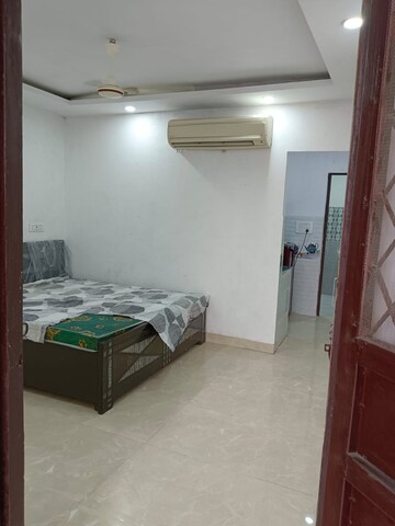 1 BHK Builder Floor For Rent in Lajpat Nagar 4 Delhi  6782418