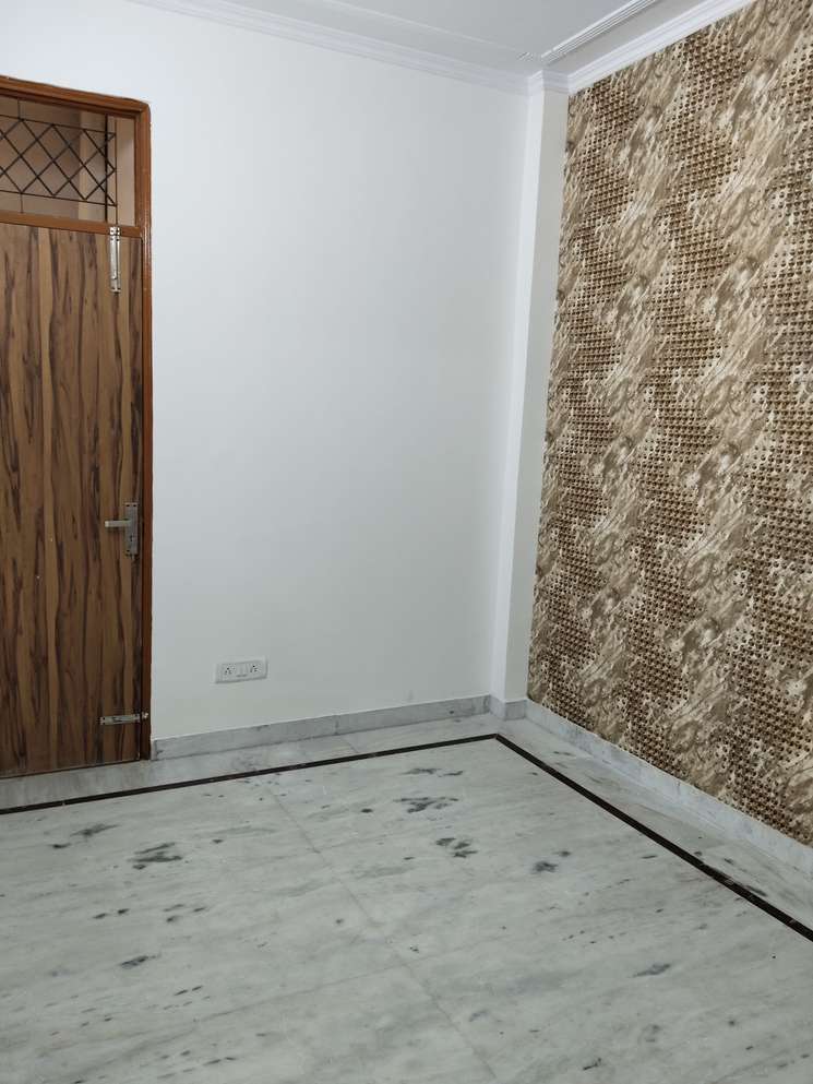 3 Bedroom 1000 Sq.Ft. Builder Floor in Indirapuram Ghaziabad