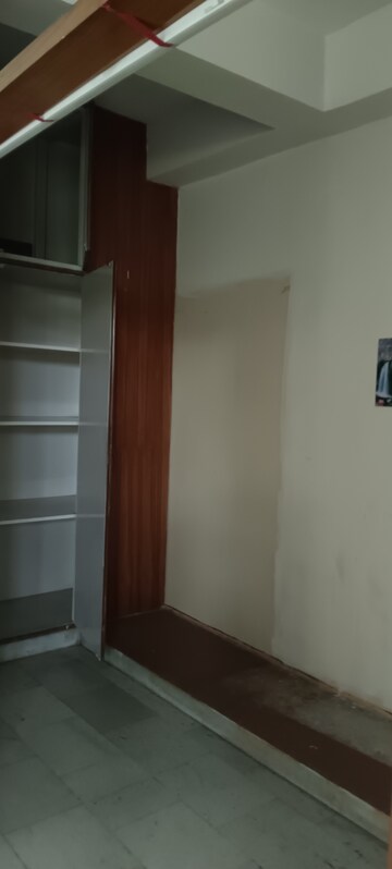 Room in 3 BHK Independent House at Sector 16 – for Rent