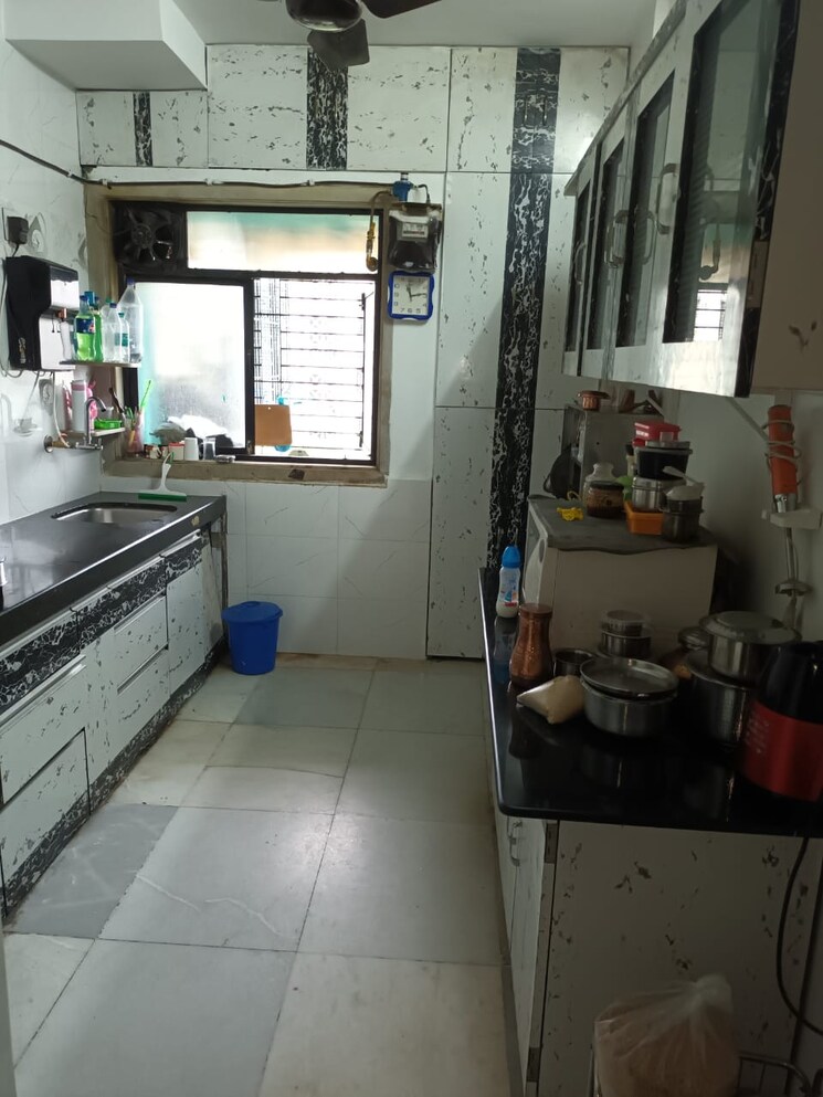 Kitchen, silver-plaza 3 Bedroom 930 Sq.Ft. Apartment In Vartak Nagar Thane 6792009