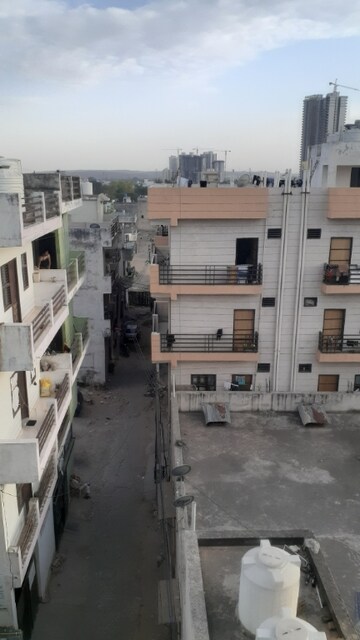 रेसिडेन्शियल प्लॉट वर्ग यार्ड फॉर रीसेल इन सेक्टर 67 गुरगांव  6793509