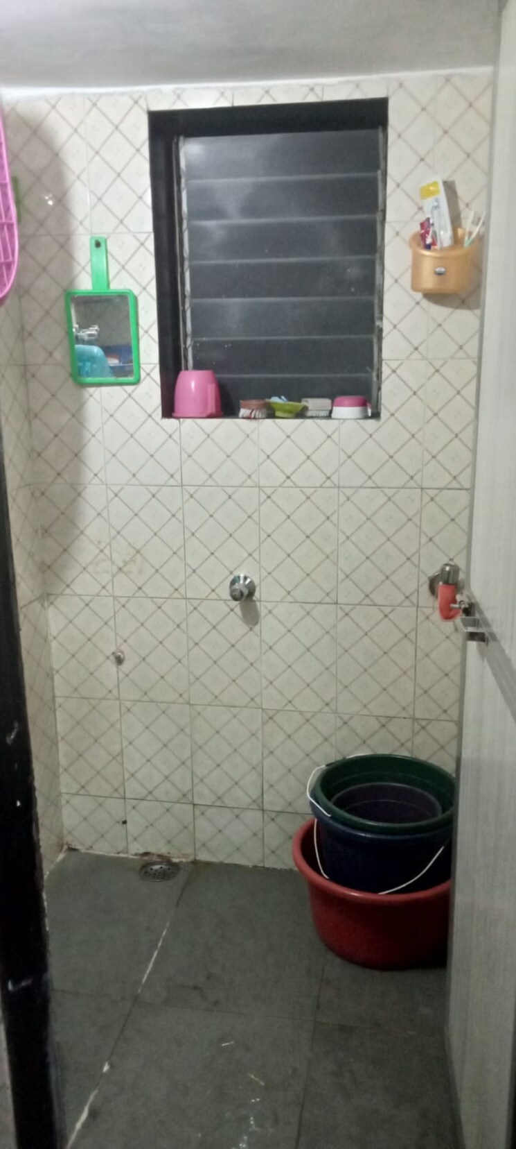 Bathroom, sai-darshan-apartment-lokmanya-nagar 1 Bedroom 550 Sq.Ft. Apartment In Lokmanya Nagar Thane 6796906