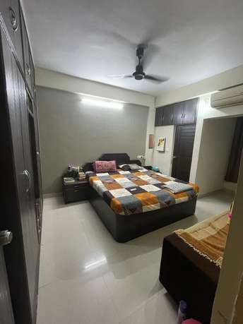 2 BHK Apartment For Rent in Krishna Tower Ahmedabad Satellite Ahmedabad 6798813