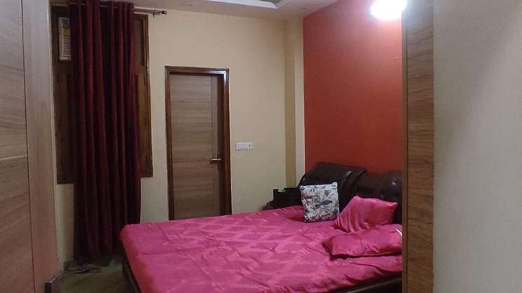3.5 Bedroom 1050 Sq.Ft. Builder Floor in Indrapuram Ghaziabad