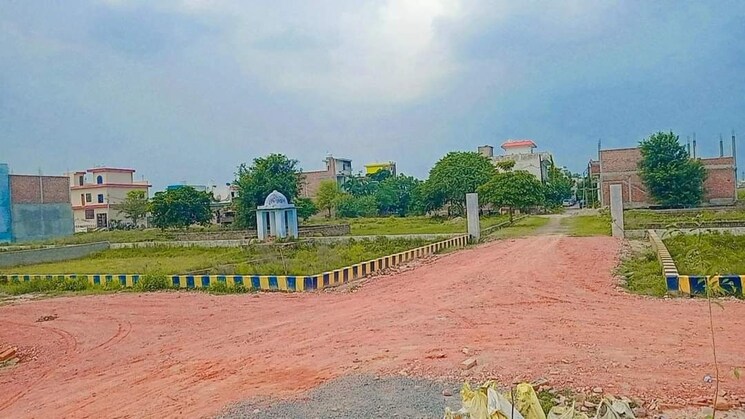 Resale 100 Sq.Yd. Plot in Dhanauli Agra - 6801282