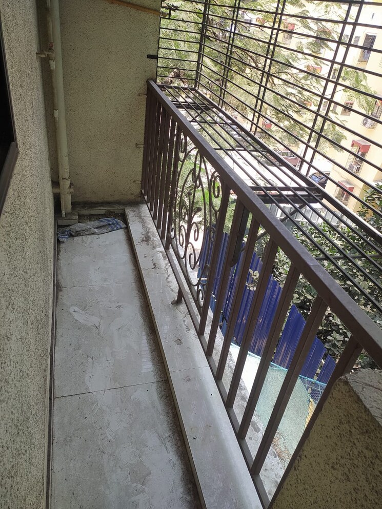 Balcony, adarsh-nagar-chs-uthalsar 1 Bedroom 560 Sq.Ft. Apartment In Uthalsar Thane 6802435