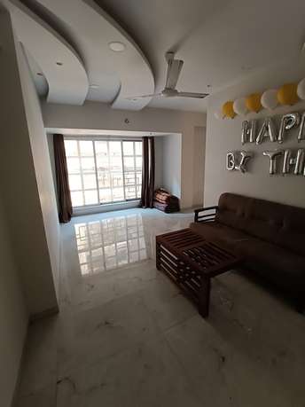 2 BHK Apartment For Rent in Khar West Mumbai  6802590