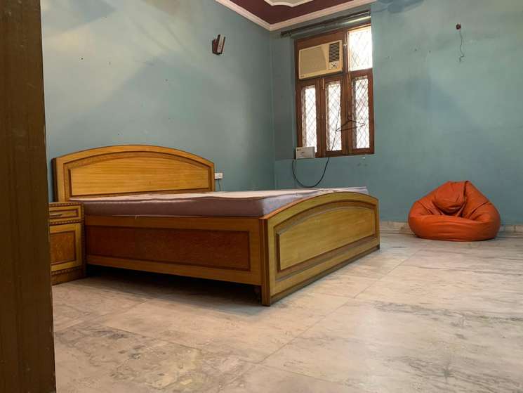 6+ Bedroom 450 Sq.Mt. Villa in Sector 47 Noida