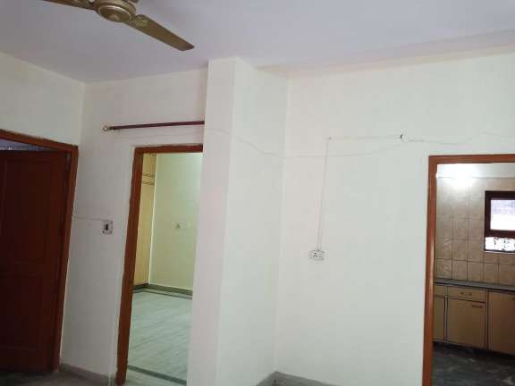 6+ Bedroom 450 Sq.Mt. Independent House in Sector 51 Noida