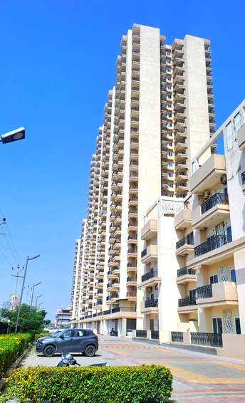2 BHK Apartment For Resale in Gaur Yamuna City Yex Gaur Yamuna City Greater Noida 6806467