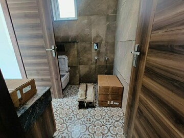 Attached Bathroom in 4 BHK Builder Floor at Green Fields Colony – for Sale