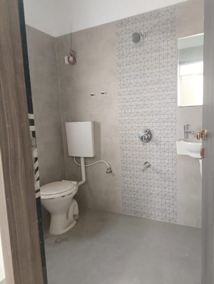Bathroom, swaminarayan-city 1 Bedroom 380 Sq.Ft. Apartment In Dombivli East Thane 6809366