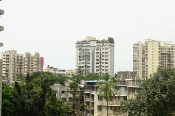  Pg – Entrance View at Yari Road - for Rent