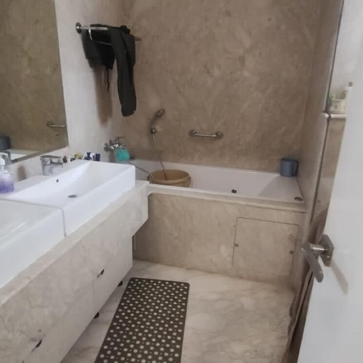 Bathroom, emaar-the-palm-drive-the-premier-terraces 4 Bedroom 4050 Sq.Ft. Penthouse In Sector 66 Gurgaon 6811758