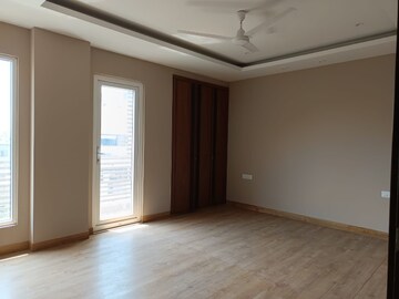 Room in 3 BHK Builder Floor at Greater Kailash I – for Sale