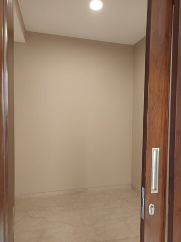 Room in 3 BHK Builder Floor at Greater Kailash I – for Sale