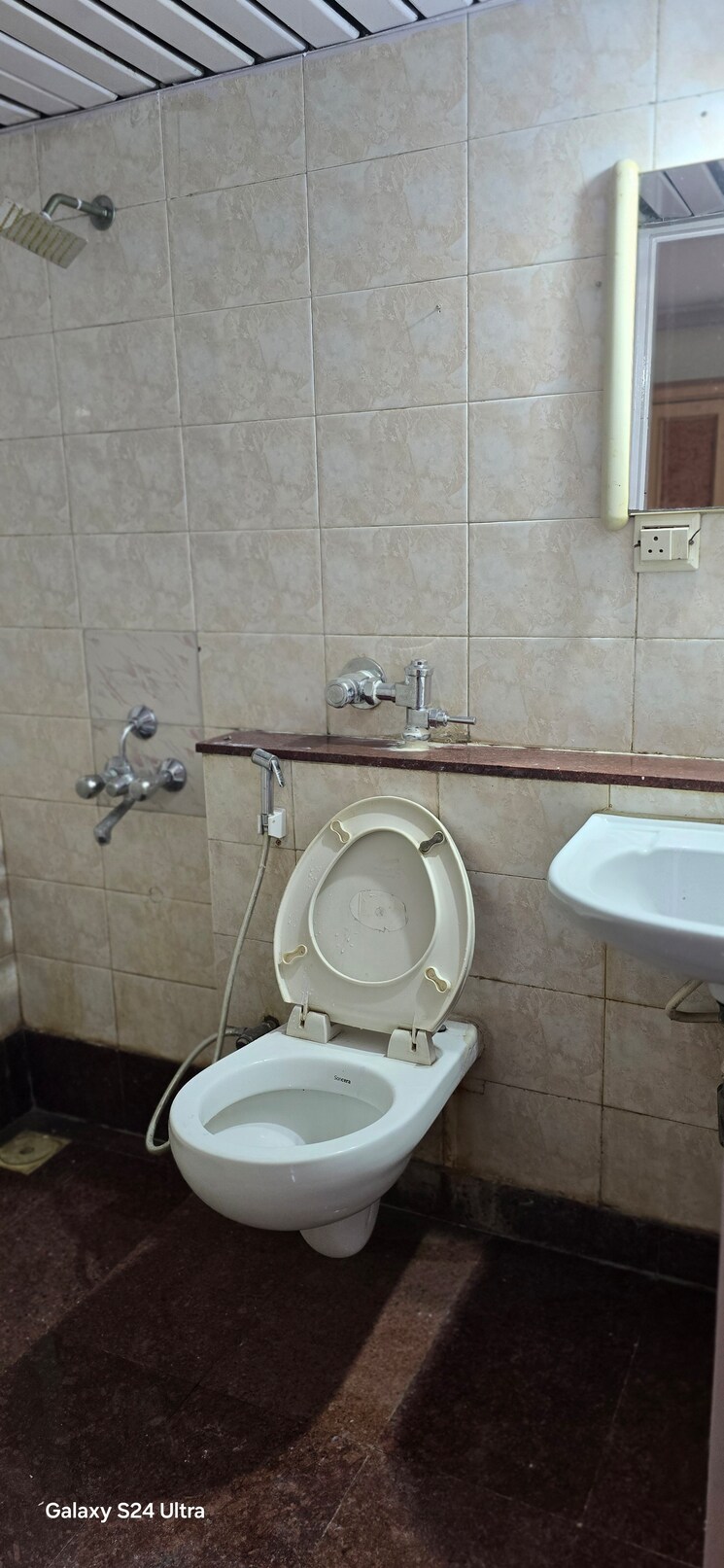 Bathroom, triveni-vasant-vihar-chs 2 Bedroom 850 Sq.Ft. Apartment In Vasant Vihar Thane 6813974